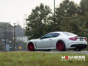 Maserati GranTurismo Custom Wheels - VPS-305T by Vossen - Red